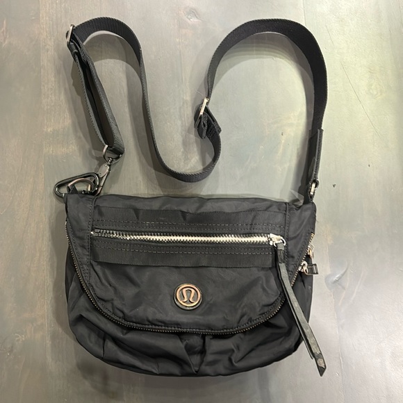lululemon athletica Handbags - Lululemon Festival Nylon Crossbody Bag Purse Black